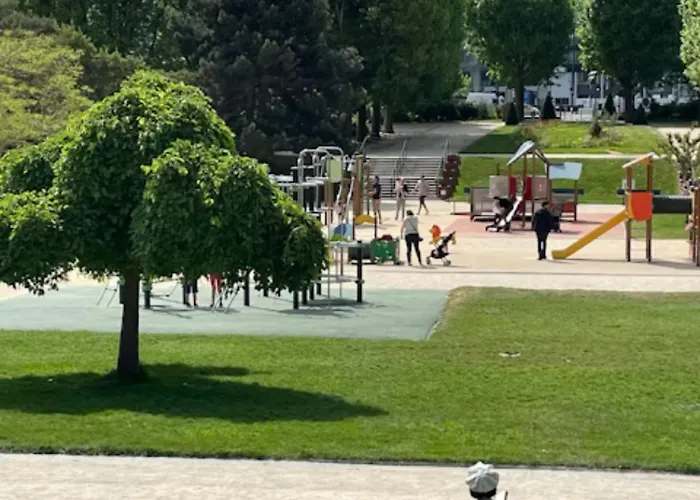 Апартаменты Cozy Монруж